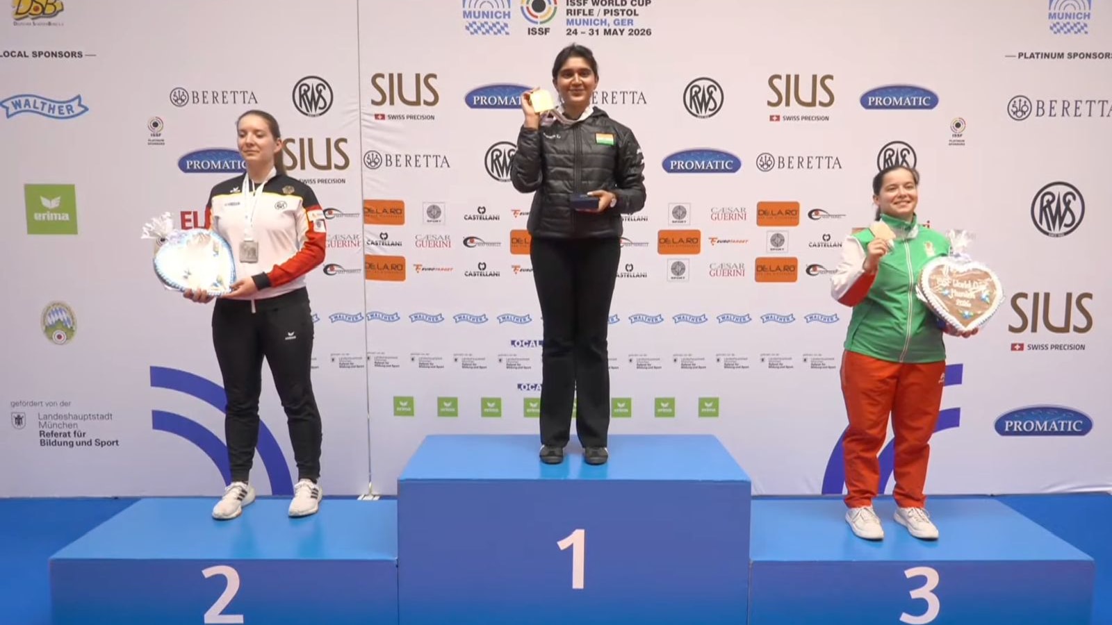 At 21, Esha Singh breaks a world record and beats the Olympic champion