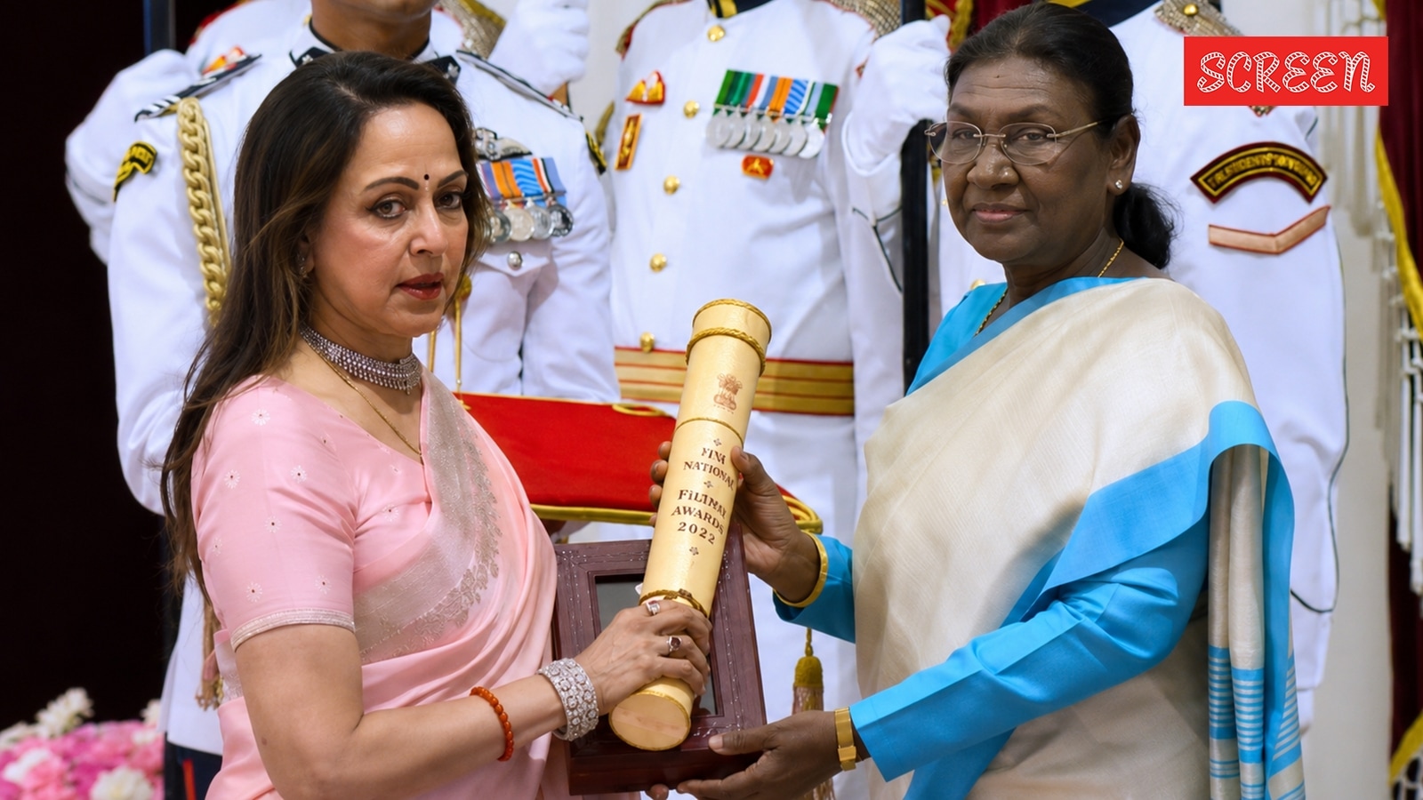 Padma Awards 2026: Emotional Hema Malini accepts Dharmendra’s Padma Vibhushan, watch video | Bollywood News