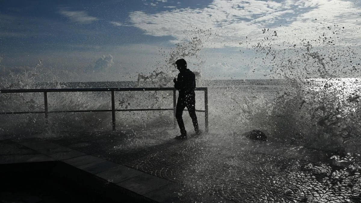 Local bodies in Ernakulam told to open control rooms before monsoon strengthens