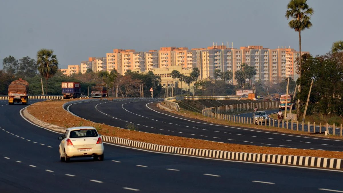 Slew of road reforms planned for ULBs in A.P., standardised road lane markings made mandatory