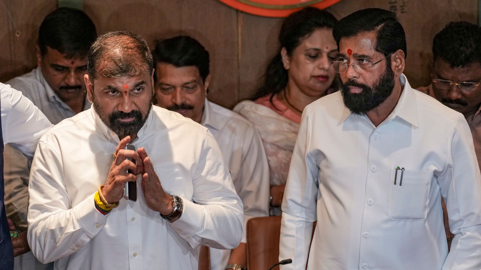 Can key Thackeray aide Sachin Ahir be disqualified for Sena switch | Mumbai News
