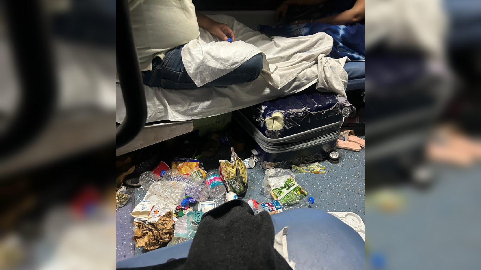 Man sees co-passenger litter train, explains why he didn’t confront: ‘Getting home more important’ | Trending News