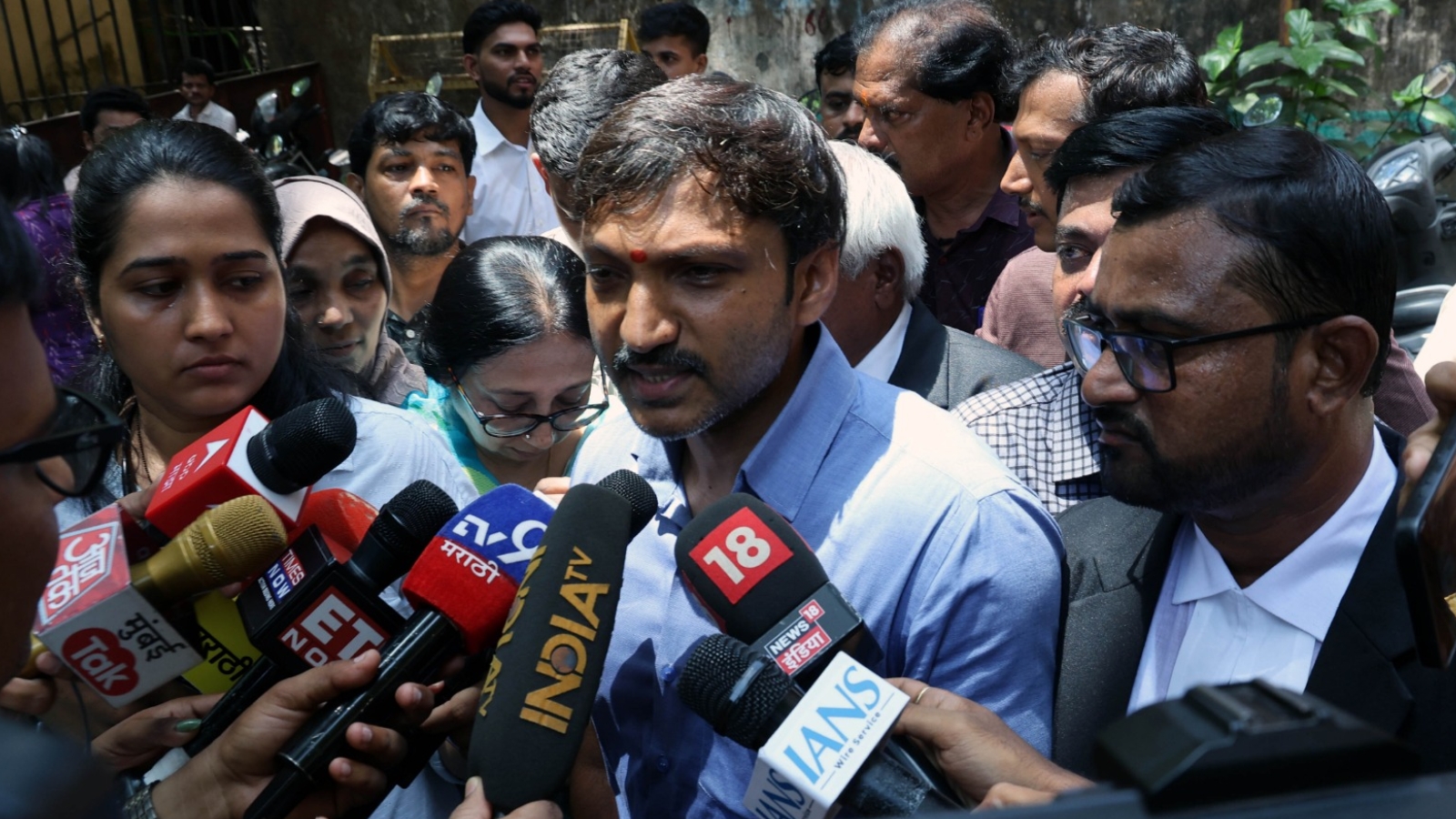 No funds for projects, say defecting Shiv Sena MPs, figures ‘show crores in balance’ | Pune News