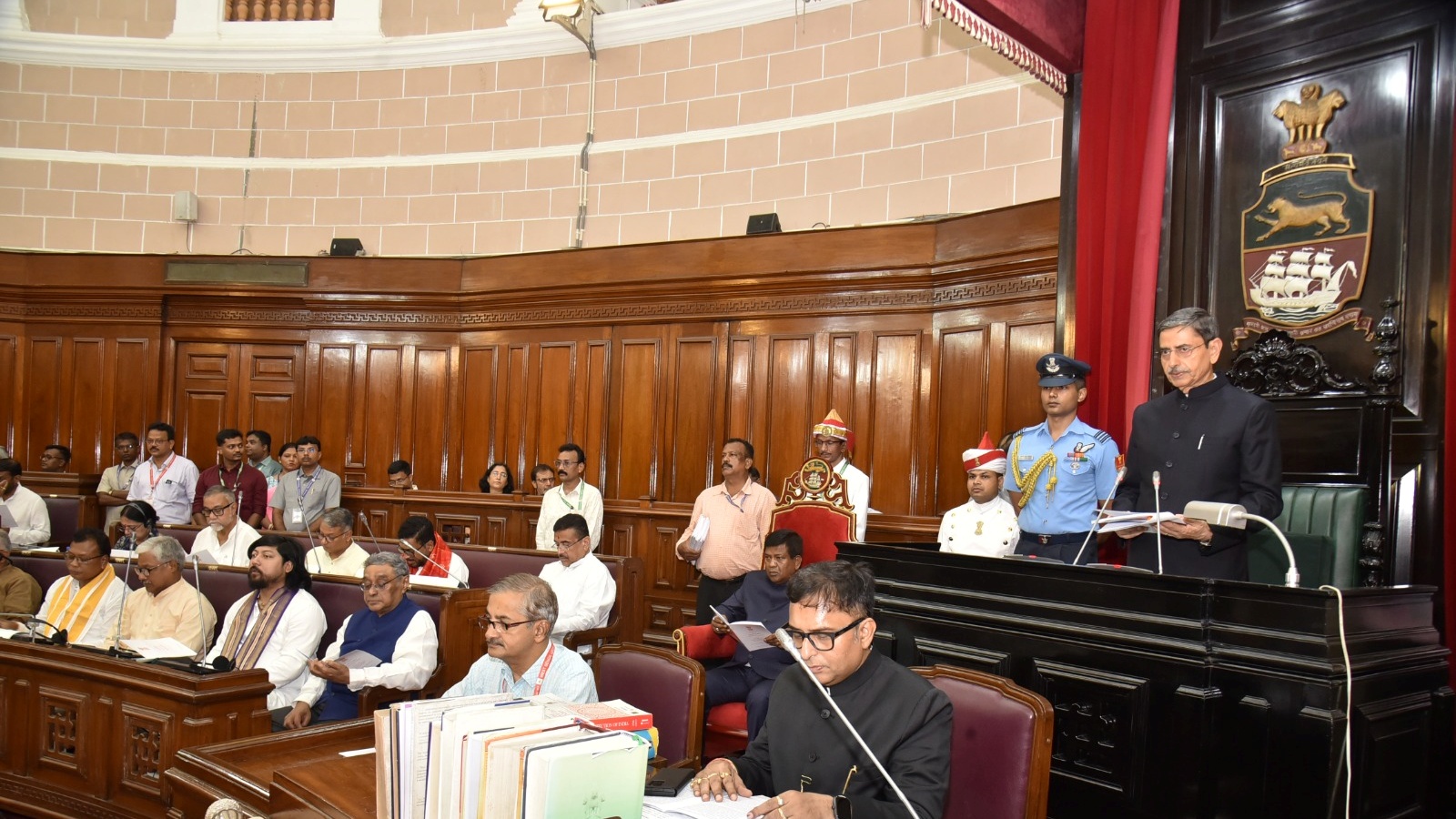 Two TMCs make a less-than-whole Opposition in West Bengal Assembly | Political Pulse News