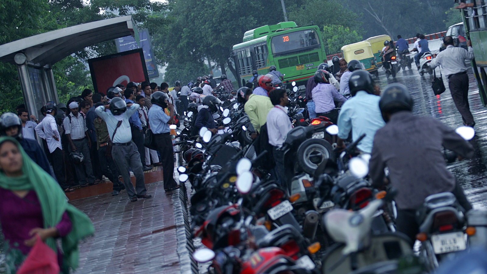 Delhi government digs in heels against pushback, no new petrol 2-wheelers from April ’28 | Delhi News