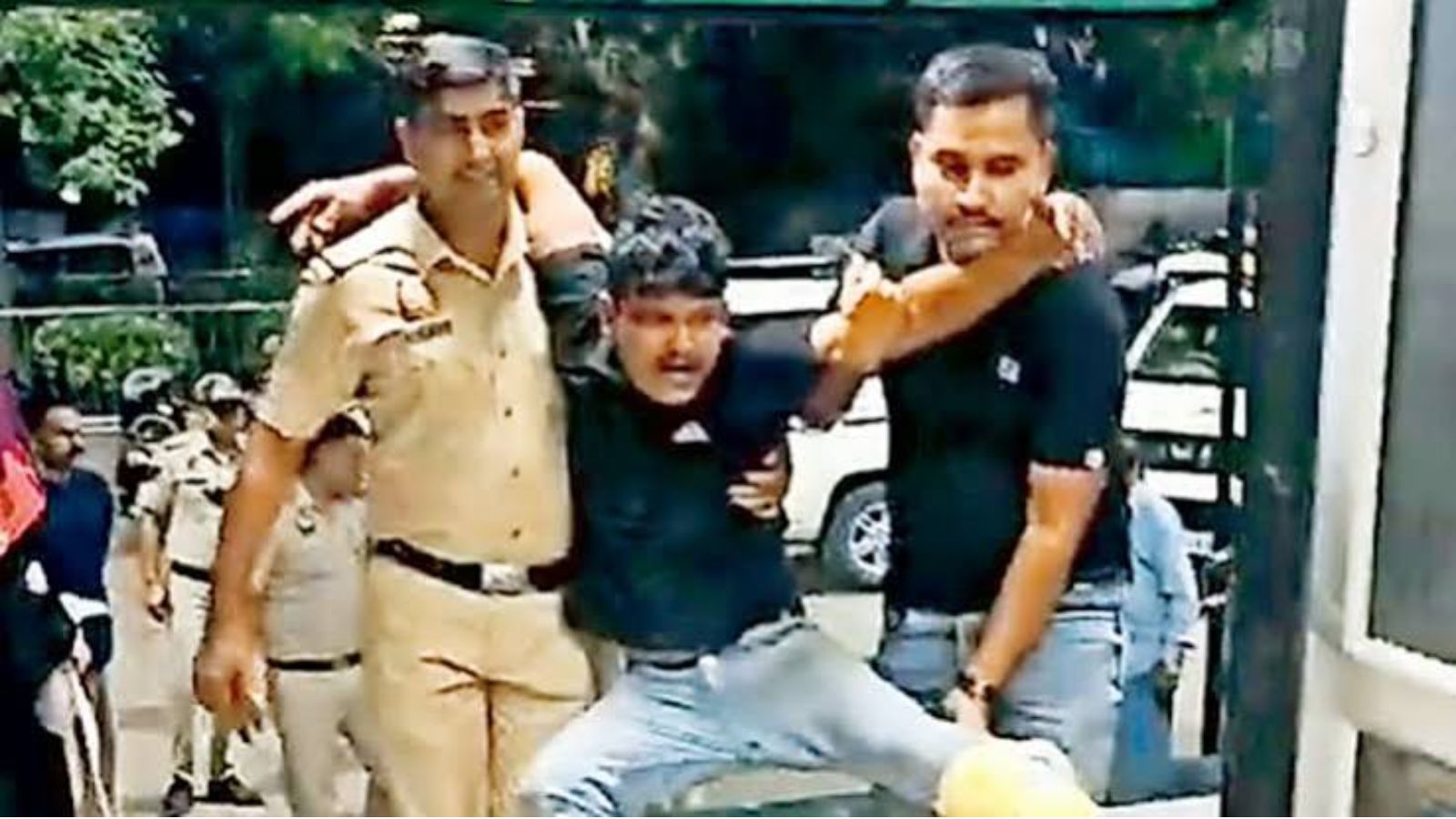 Delhi rape-murder: Accused waited 45 minutes for ‘right moment’ to abduct girl | Delhi News