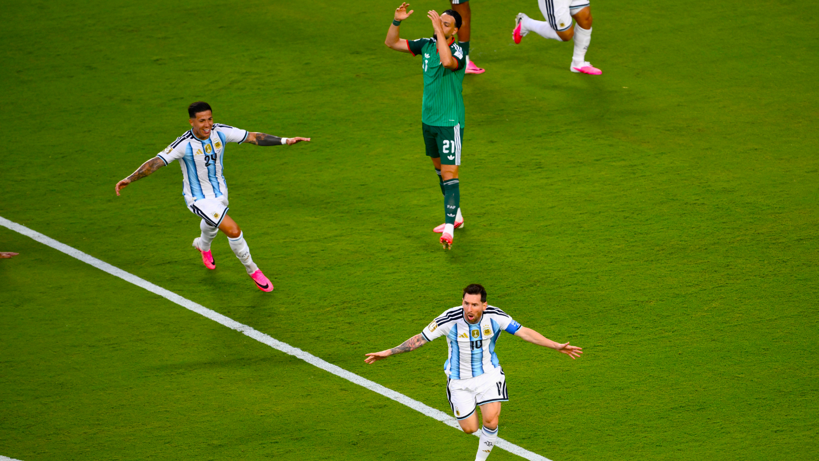 ‘Monstro! (Monster)’: Romário hails Messi as the best player of World Cup | Football News