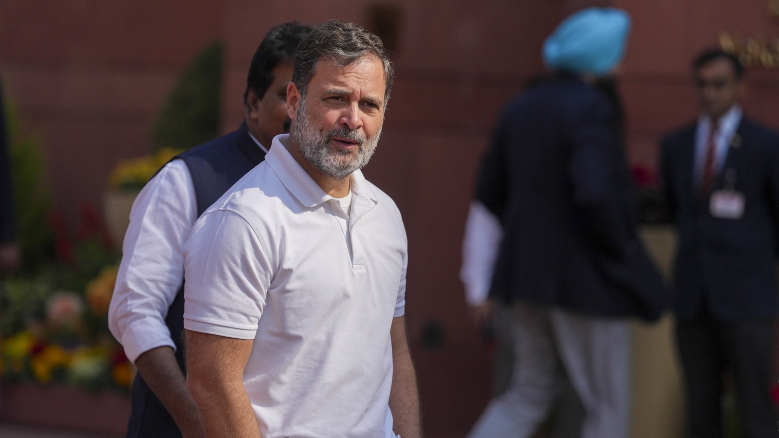 Congress needs renewal. Not a cult leader
