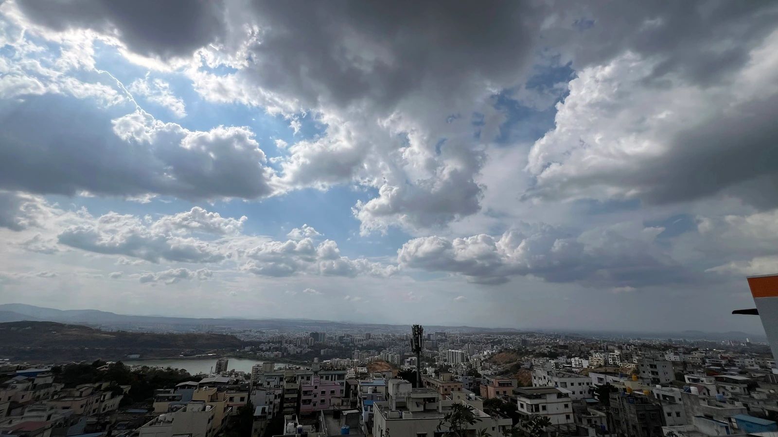 Pune weather update: Maximum temperature rises as city sees no rain | Pune News