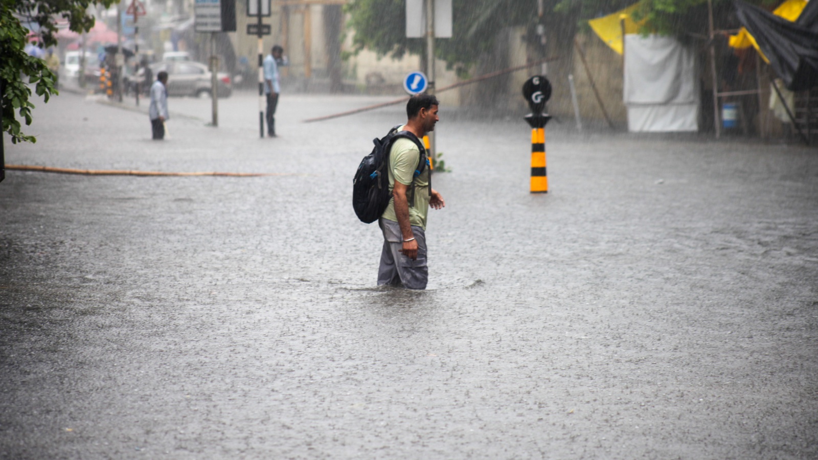 Six inches of rain in 3 hours floods Ahmedabad; several rescued | Ahmedabad News