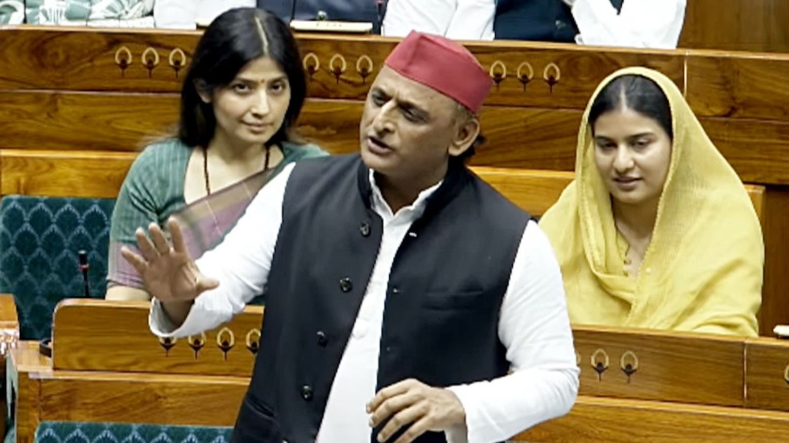 Ram Temple to paper leak: Akhilesh Yadav’s stinging attack on BJP in Lok Sabha | Political Pulse News