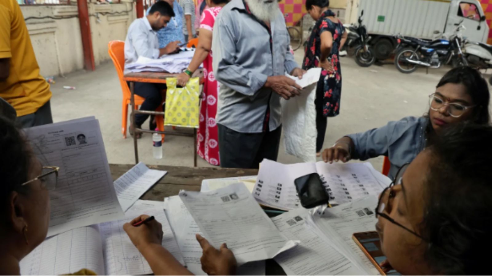 SIR enumeration ends in Haryana; 9.7 lakh voters ‘uncollectable’ in Gurgaon, Faridabad | Delhi News