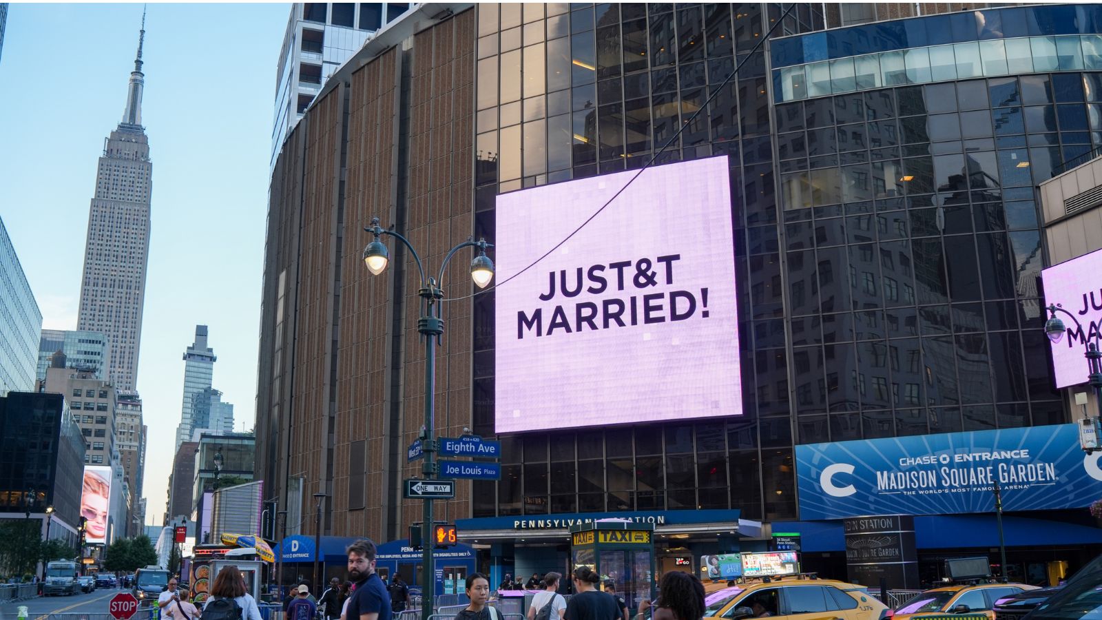 First Pictures, Wedding Dress, Ceremony, Celebrity Guests