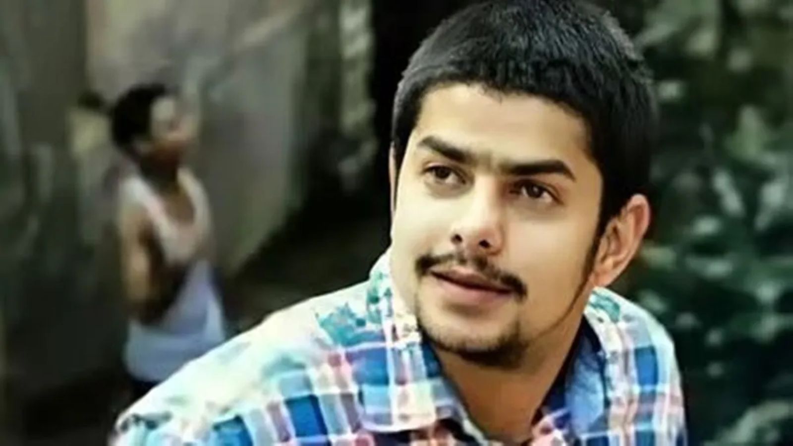 Wanted in Salman Khan house firing case, Anmol Bishnoi moves court to surrender | Mumbai News
