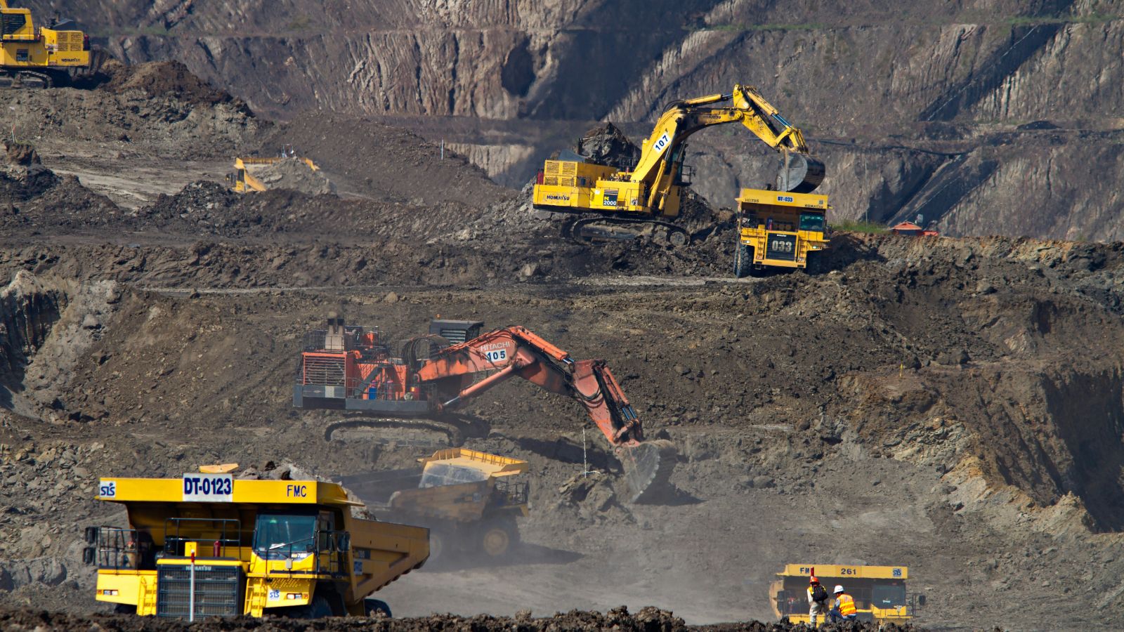 Reliance on coal soars as weak rains drag hydro output by 19.5% | Business News