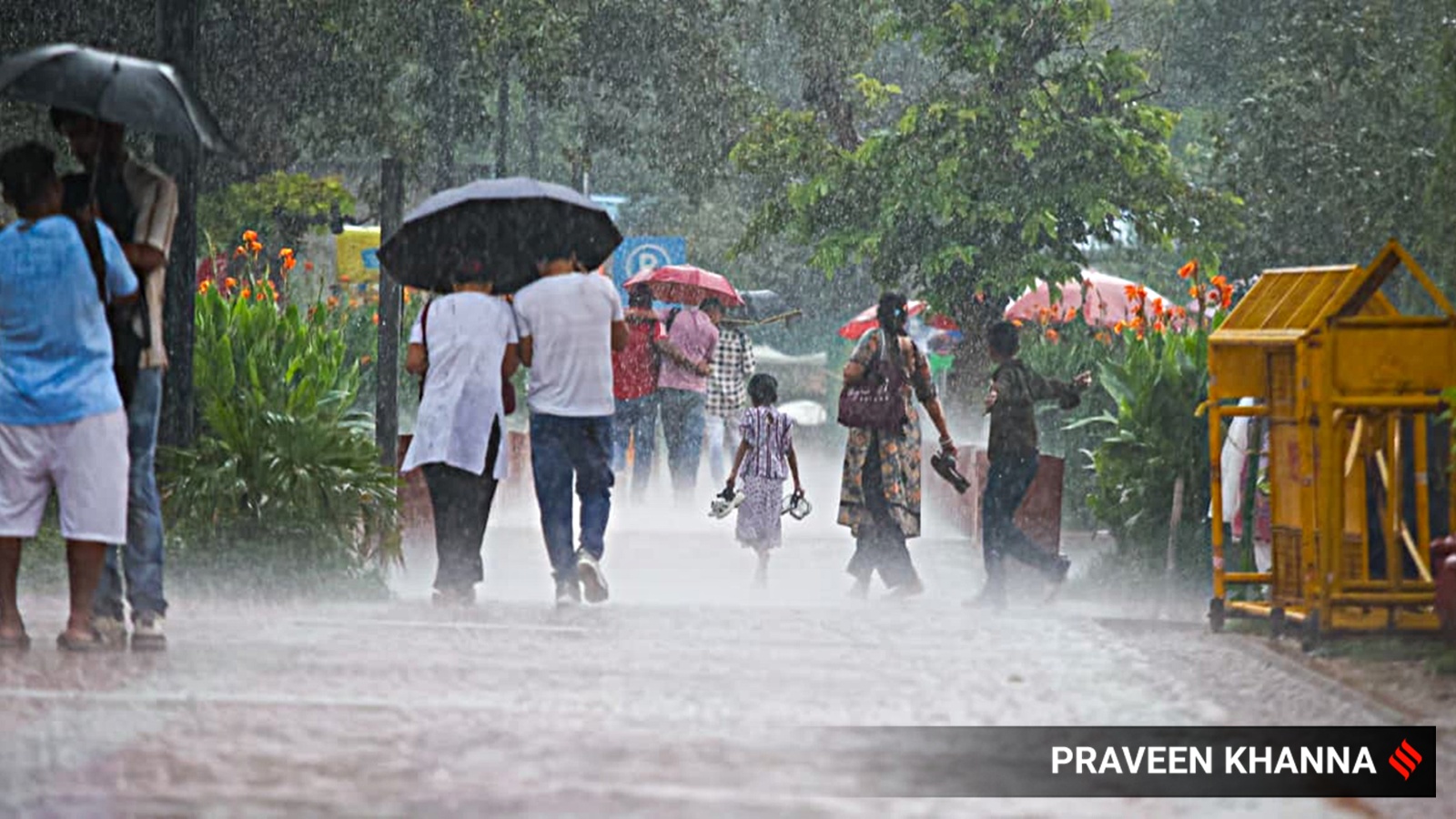 Delhi weather today: Clouds return, but heat is here to stay | Weather News