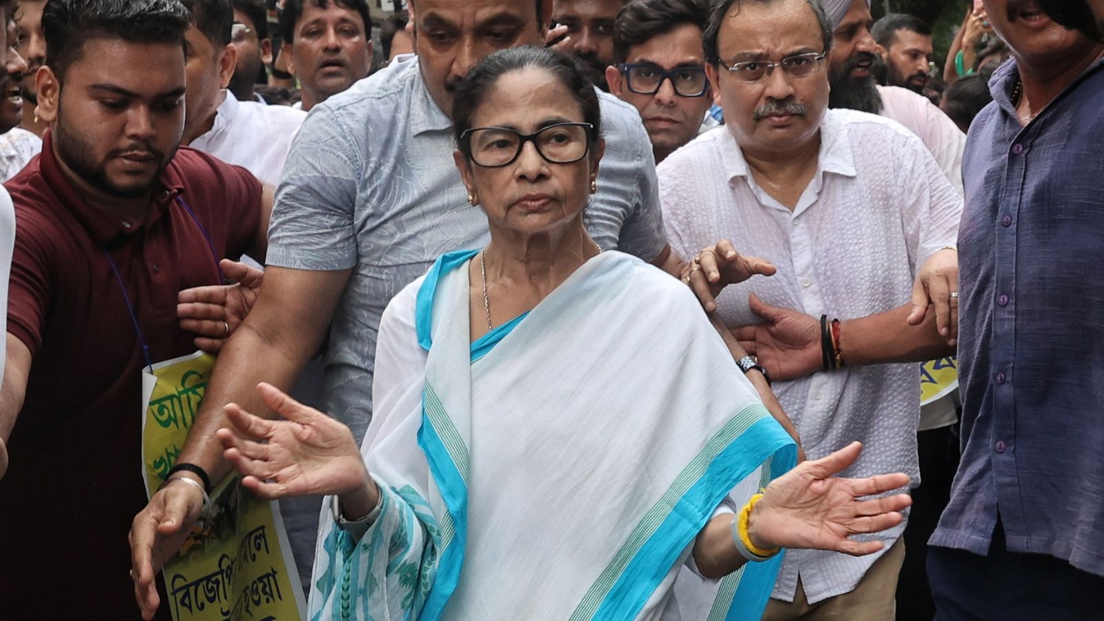 ‘I ignore all those who are gone’: Mamata targets rebels, sends message to Suvendu Adhikari | Political Pulse News