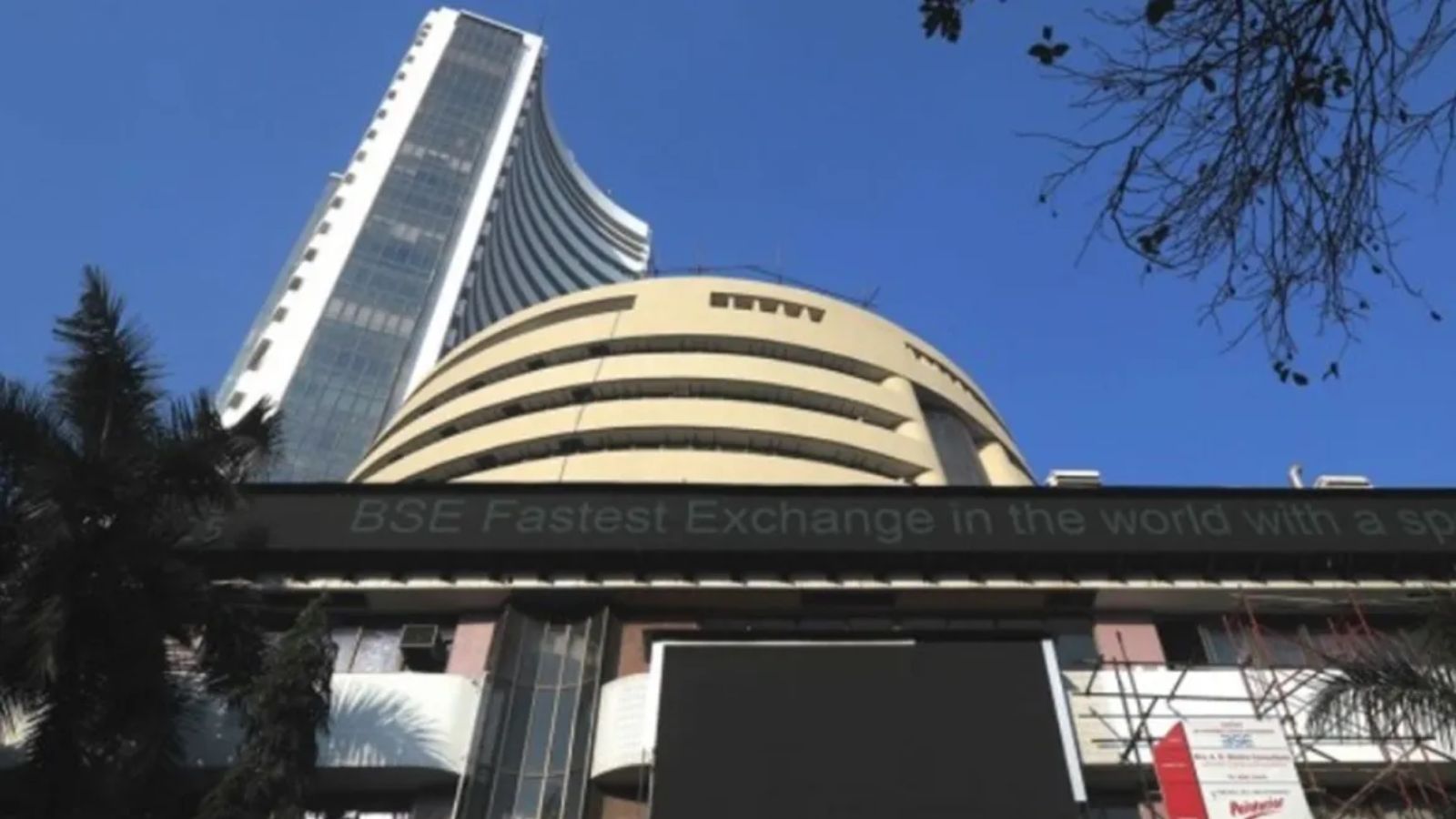 Markets slide as oil goes above USD 100 per barrel amid West Asia war escalation | Business News