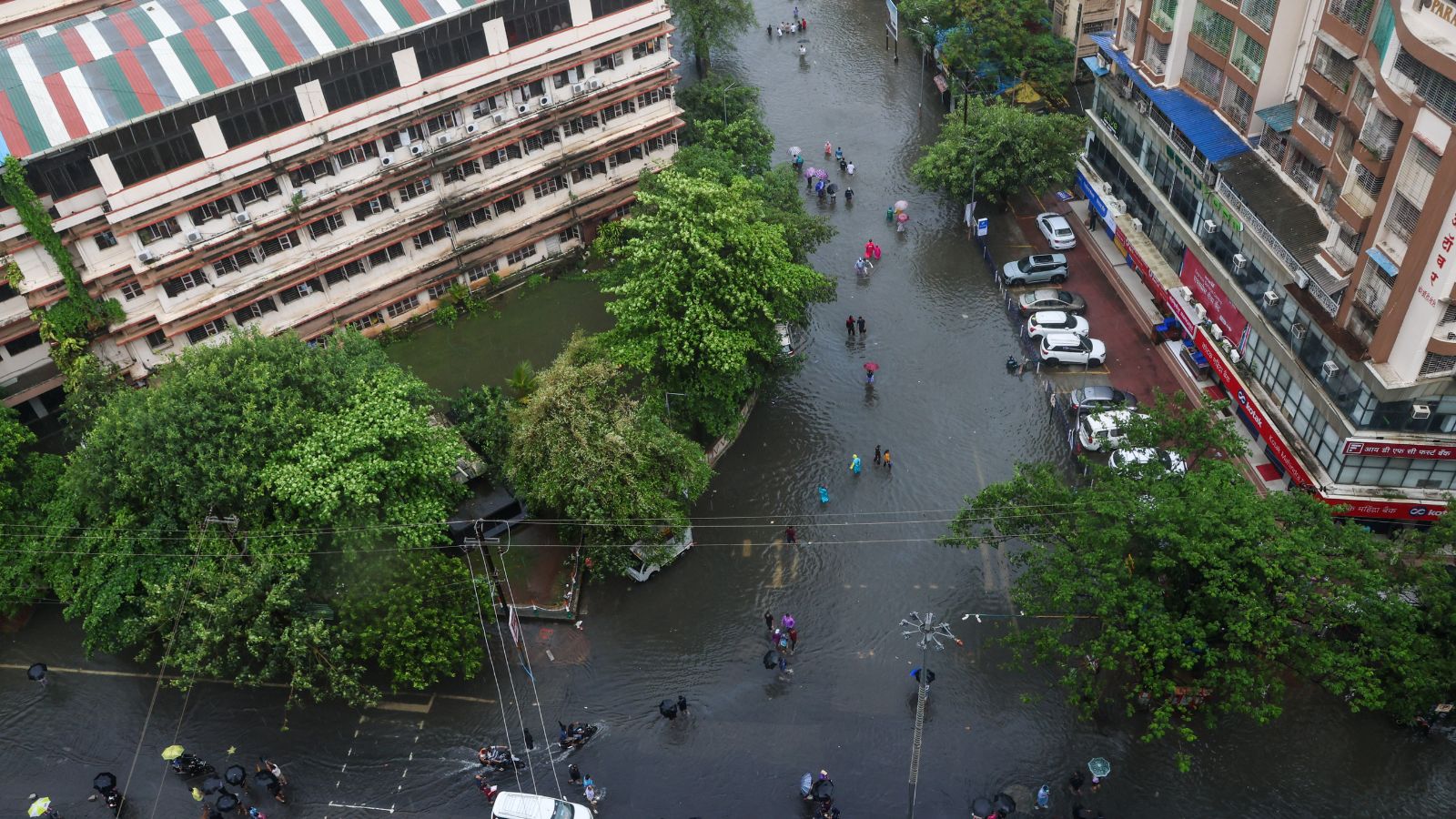 Amid IMD’s high wind speed warning, BMC issues directives for construction sites in Mumbai | Mumbai News