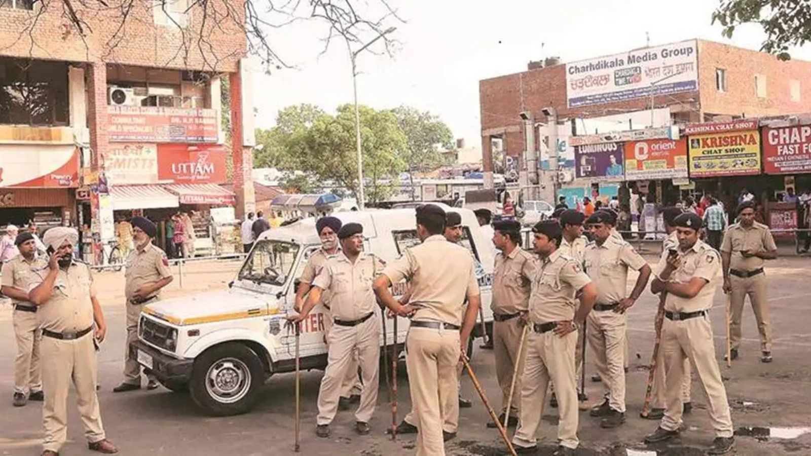 Panchkula: All street vendors, delivery personnel to be police verified | Chandigarh News