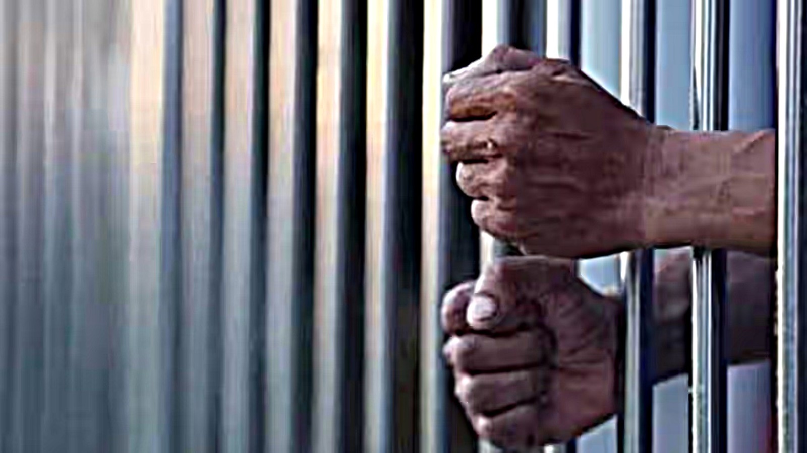 Nabbed with stolen mobile phones, 2 sentenced to 10 years in jail by Gujarat court | Ahmedabad News