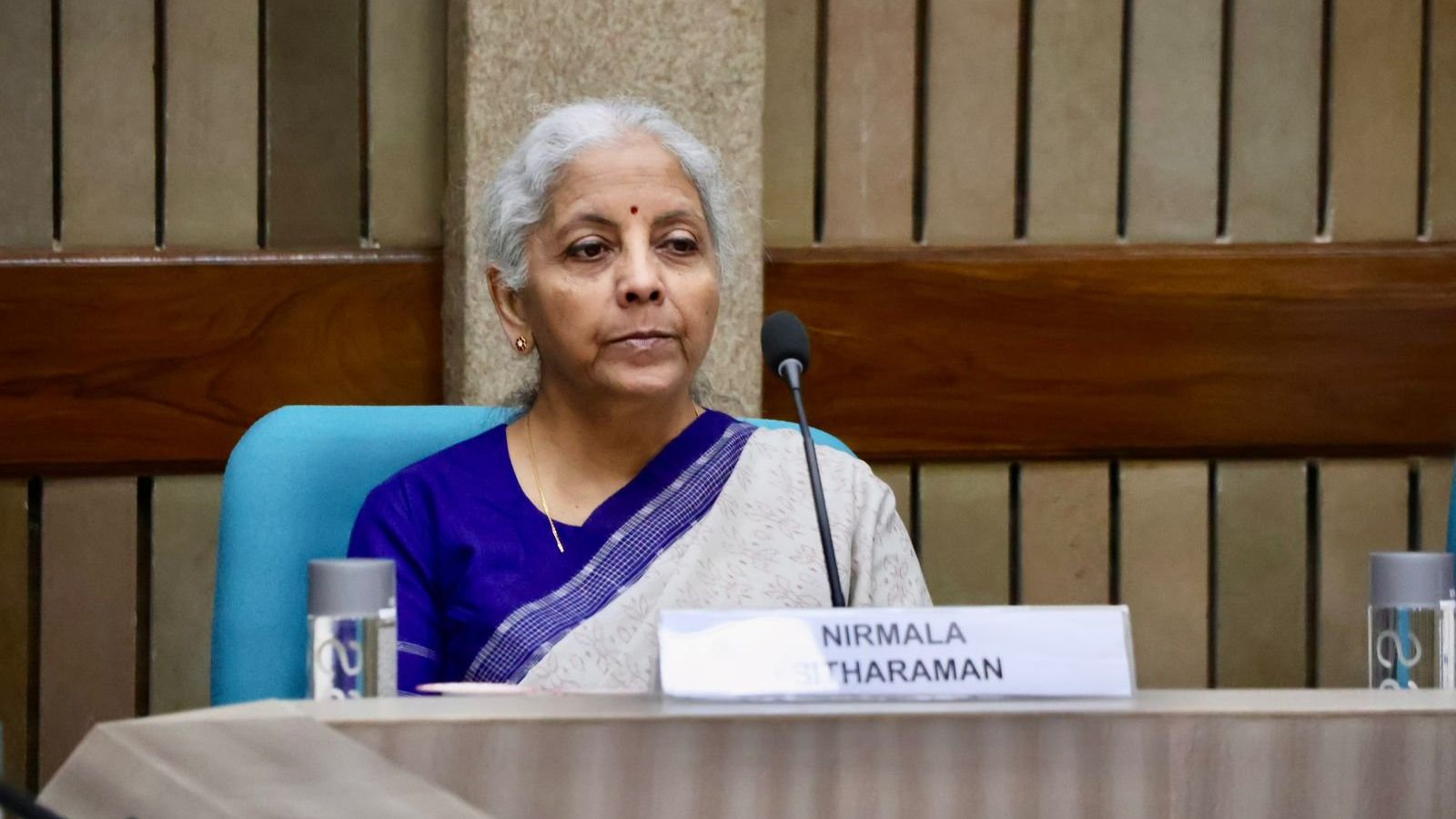 FCNR(B) scheme: Inflows cool after netting $10 billion | Business News