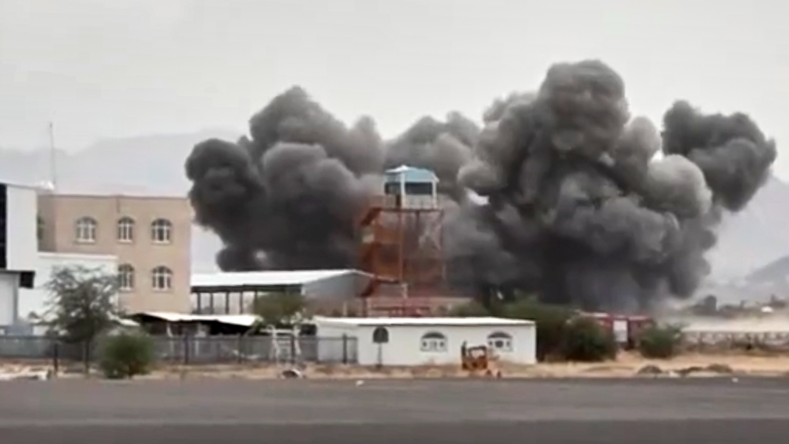 Video: Saudi Arabia strikes Yemen airport to block Iranian flight, Houthis vow revenge | World News